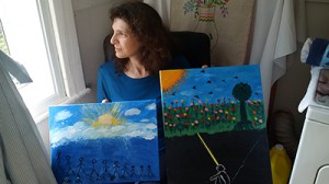 Julia Bene with art